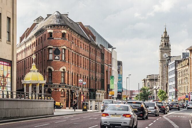 Belfast Private Walking Tour with a Local - Starting at Victoria Square: the simple logistics that set the tone