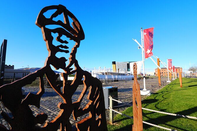 Belfast Titanic Museum and Sighseeing Tour - The Peace Walls and Murals stop: Belfast history you can stand in
