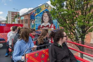 City Sightseeing Belfast Hop-On Hop-Off Bus Tour - The narration: free headphones and guide personality matter