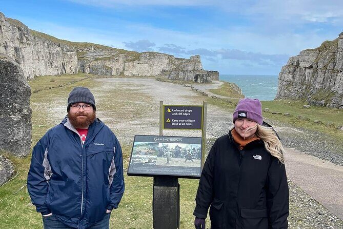 Giants Causeway Tour from Belfast + FREE Belfast Mural Tour - Giant’s Causeway: UNESCO, Myths, and a Free Entry You Should Plan Around