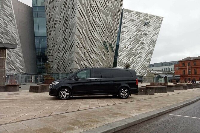Private Belfast city & peace wall tour - How the chauffeur format changes your Belfast day